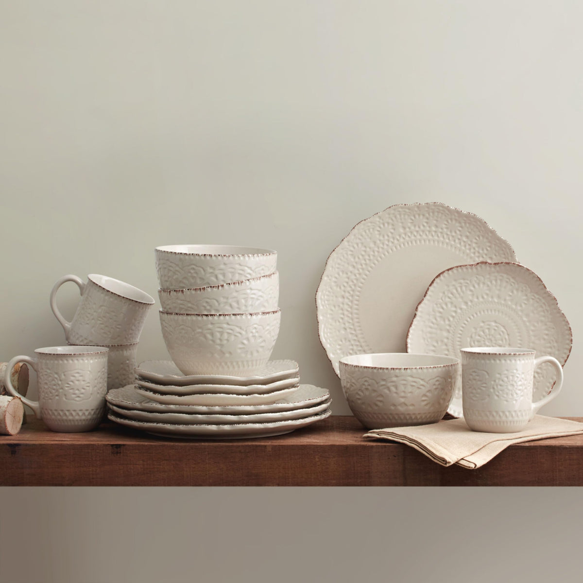 Cream 16-Piece Stoneware Dinnerware Set O150