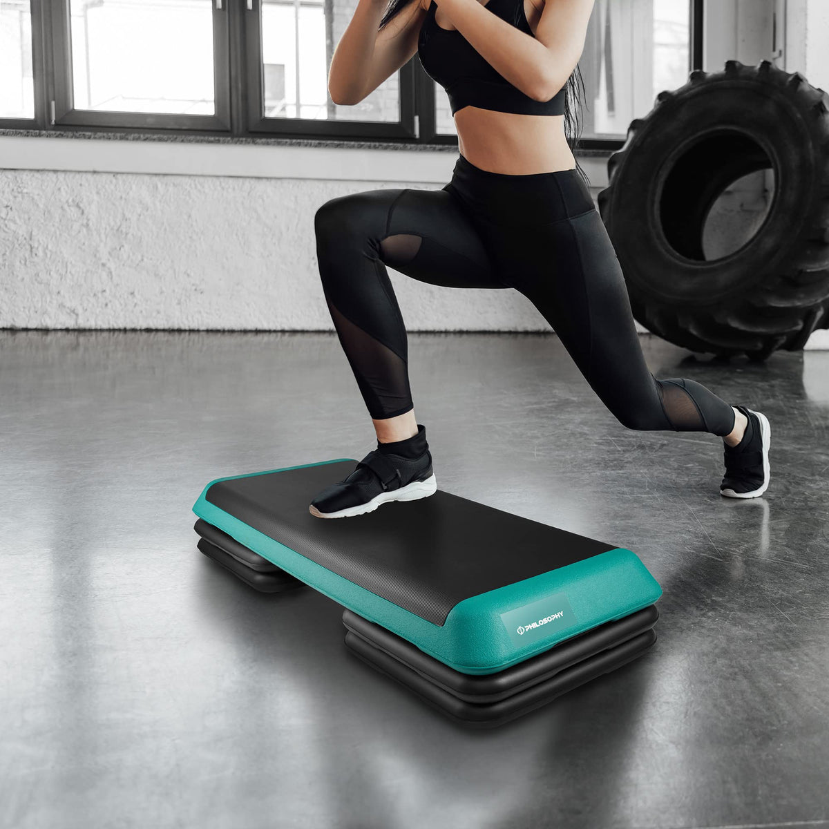 Adjustable Aerobic Exercise Step Platform with 4 Risers Y565117