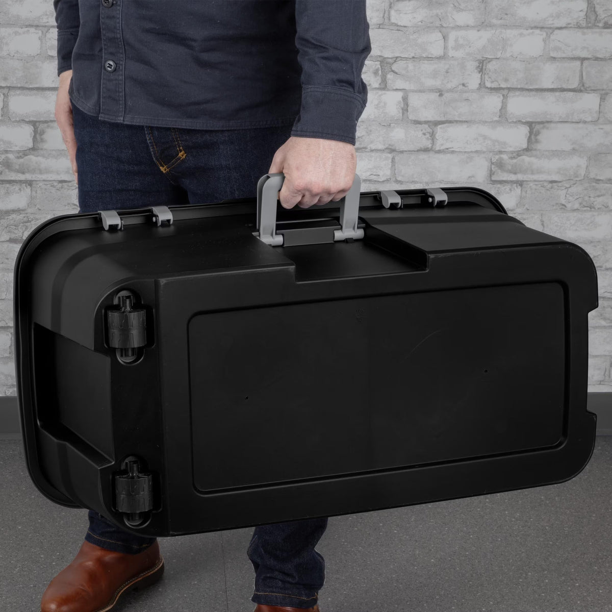 22 Gallon Black Wheeled Plastic Storage Trunk W849537