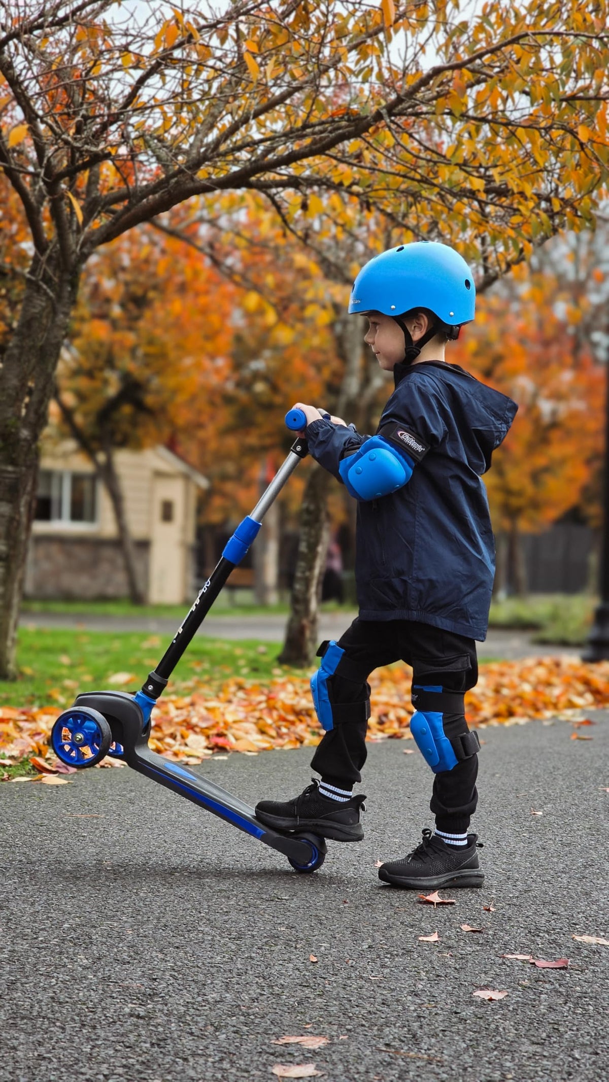 Kids 3-Wheel Foldable Kick Scooter V378227